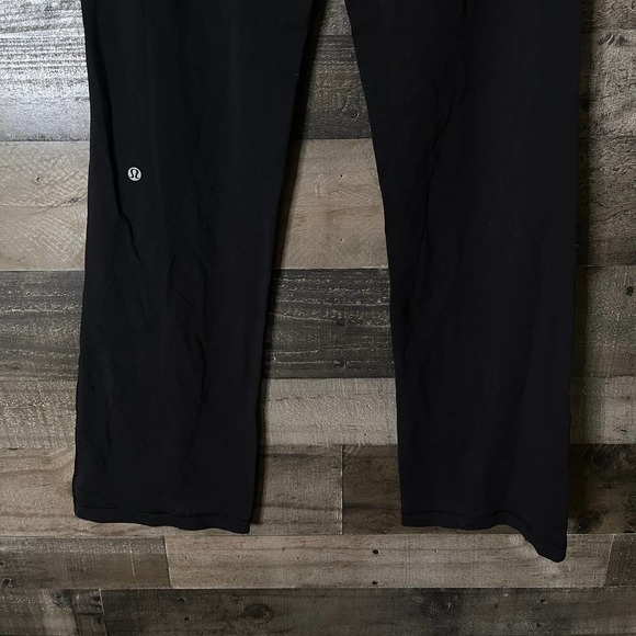 SOLD Lululemon Astro Pants 8 - Picture 7 of 7